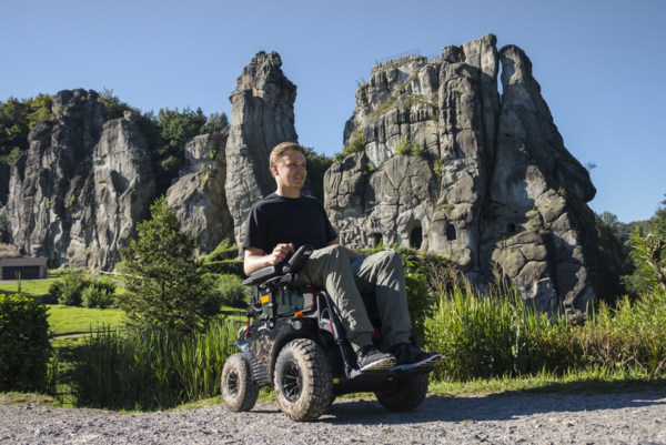Multi terrain power wheelchair Optimus 2 Meyra