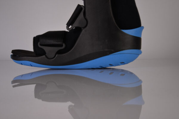 Long foot and shin brace Ovation Gen 2 Walker Qmed