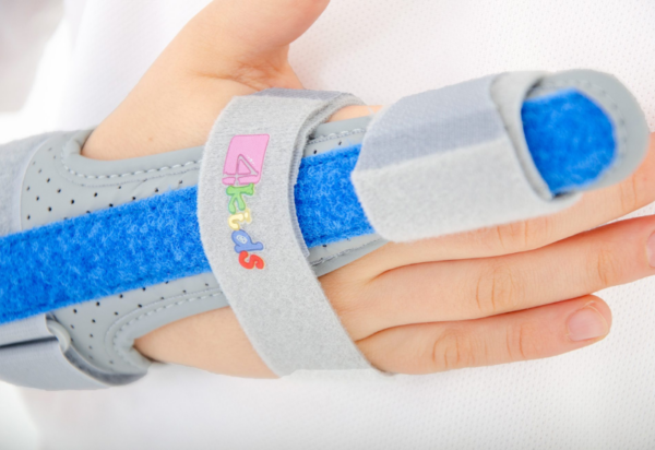 Pediatric Finger Brace AM‑D‑02 Reh4mat