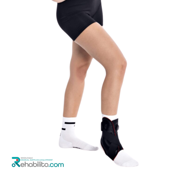 Ankle brace with quick-fastening system MSupport Red