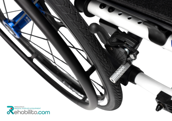 Lightweight foldable wheelchair V500 Active Vermeiren